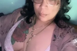 Beautiful thick TX Mex Boomshell Ready To Play - Image 9