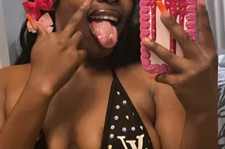 Freakkkkkky Deakkky Sexxy Chocolate call me - Image 4