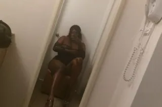 🍫💕💕DONT WAIT 2LONG💕chocolate🍫🍫 💝 💦TALL AND JUICY - Image 2