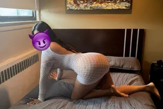 sexy latina - Image 4