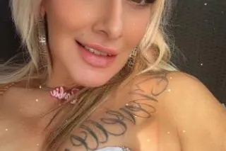 𝒟𝒾𝓈𝒸𝓇𝑒𝑒𝓉 & 𝑅𝑒𝒶𝒹𝓎 𝓉𝑜 𝓂𝑒𝑒𝓉 🤫🥰 🐰💕 𝕥𝕙𝕚𝕔𝕜 𝕤𝕟𝕠𝕨 𝕓𝕦𝕟𝕟𝕪 💕🐰 - Image 3