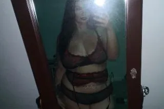 cuddle or massage w bbw - Image 1