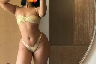 Available now❤ready to have fun Lets have a good time🍎 - Image 2