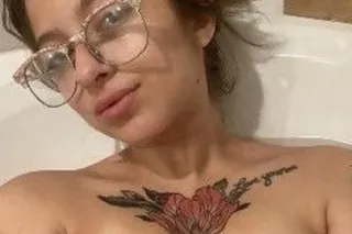 Everyone, send a message to this number: 👉 (510) 603 0 730 🔥Hot Yeang Sexy and Horney girl😋Are you Looking for special Service🔥And i will make Feel best time💋Incall/Outcall🚗car call🍸Available - Image 5