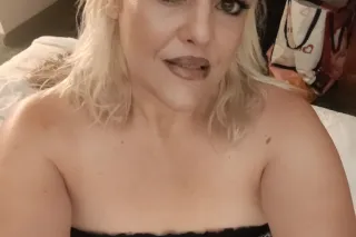 ITS MONDAY NIGHT IM READY NPHX 🆗💦💦SPECIALS $$$☑☑🩵/💜💋🆗/💦💋🆗/🔥/👎⏰ KINKY MILF WANTING TO SHOW U SOME HEAD GAME 🫠UVE NEVER FelT BEFORE HMU🧭NPhx AND THE PRETTIEST PUSSY UVE SEEN - Image 5