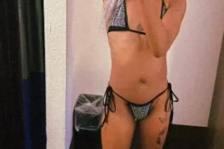 NEW IN TOWN!!😘INCALLS ONLY 💦 HHR & HOUR SPECIALS 😍🐱 - Image 1