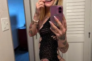 Petite Tatted Blonde 💋💋💦 OUTCA... - Image 1