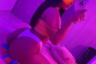 active 24 hours open Colombian... - Image 1