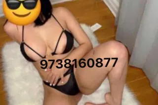 Hi spicy Colombian with a juicy and hot ass - Image 1