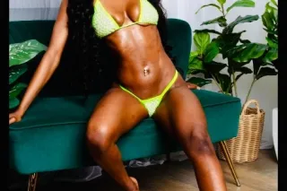 soft , sweet and petite 📲 - 21 - Image 1