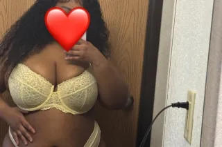 incalls and outcalls available ❤ - Image 5