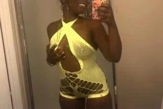 4'10 cutie available 24/7❣💋 Pi... - Image 3