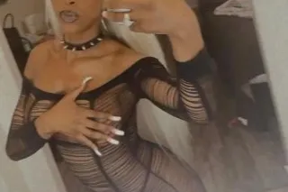 32DDD - BUSTY BIMBO ⭐ ⒻⒾⓋⒺ ⓈⓉⒶⓇ ⭐ JUICY APPLEBOTTOM 😻 - Image 4