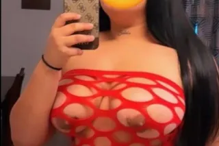 nueva latina en el area 😈🆕️fotos reales 💯 bbj 👅Anal👅 - Image 1