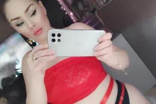 Sexy & Petite REDHEAD - Image 3