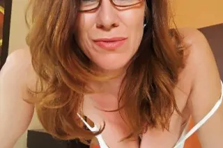 39 Years Hot Mom 💦video Sex Chat,NEW video Content sell😍 Available for 24/7 - Image 1