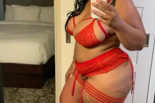 BIG BODY BENZ BBW HERE Outcall... - Image 1