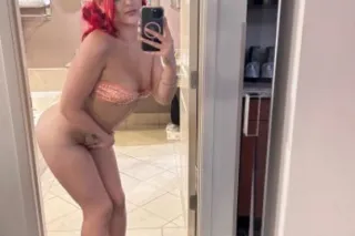 Latina fina con personalidad y bien amorosa 🥰 - Image 1