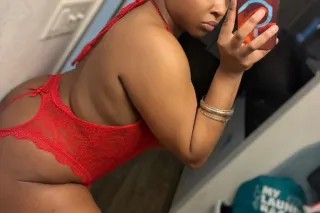 💋Leaving soon.. 60$ Incall Special!! Warm inside.. - Image 2