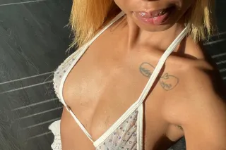 5’2 petite Guaranteed To Keep You Satisfied Available 24/7💕 - Image 2