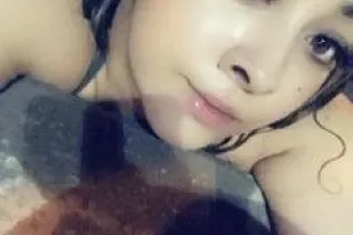 ✅💦✅Looking for discreet fun💦✅Come play with me 💦✅ - Image 1
