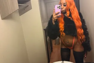 CHOCOLATE SEXY PETITE FANTASY GIRL🍫🥰💜FETISH FRIENDLY🌸🌺 Last night here catch me while u can💕. - Image 3