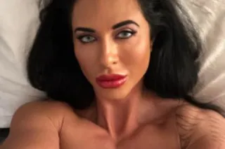 Muscle Mommy Jasmine - 42 - Image 4