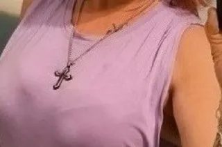 Mature 37yo Independent | Hosting & Traveling | Snap Me Fast - Image 2