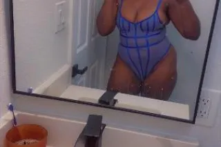 TALL BEAUTY😜😘READY TO GET FREAKY💦 - Image 5