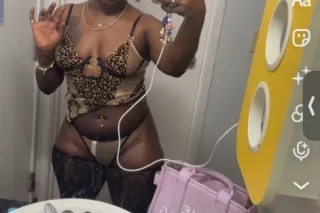 Hii I’m ready 💓and full of fetish💓 pleasing in me 💧💯🫶🏾 - Image 9