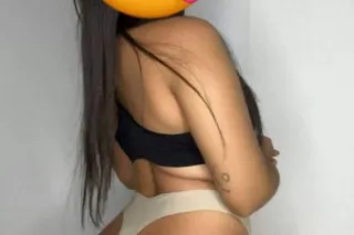 Hello, I am Colombian 🇻🇪 I’m new in the area, come and enjoy with me, daddy - Image 1