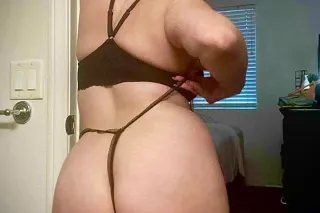 Mama MIA! CUM get a pizza dis ... - Image 2