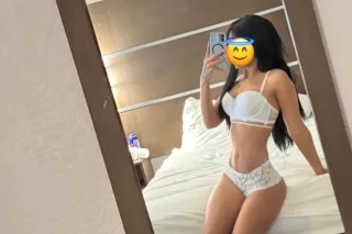 😍😍 NEW LATONA IN THE AREA BABY JUST TEXT ME 😍😍 - Image 1