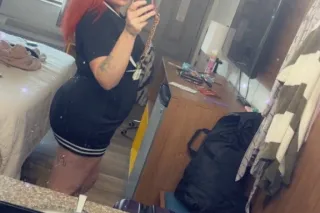 .🤤Thick Redhead Trouble – 😘Your Favorite Bad Habit 🔥 - Image 4