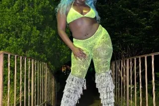 YOU SPOIL ME I'LL SPOIL YOU COME SEE ME PAY ME A VISIT - Image 6