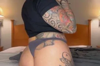 ⭐ TATTOOED, THICK, and JUICY 💜... - Image 3