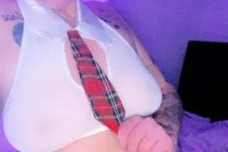 "Paradise found: Blonde & exot... - Image 3