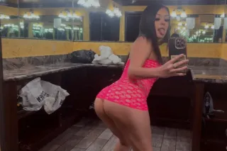 Cum get a date 💦 - Image 1