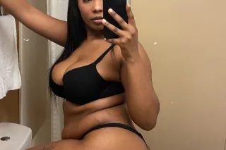 👅 COME WATCH 👀 ME SQUIRT💦🫦 - Image 3