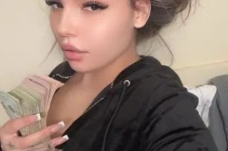 Cum spend some time w/ Toxic 😈... - Image 2