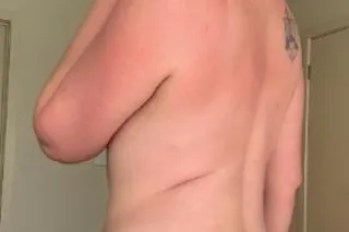 😉 36 Year Hot & Sexy Mom 👙👅 Co... - Image 1