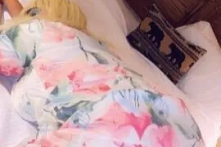 let me be your Little Caesars I'm hot 🔥🥵 and ready baby 😜😝👅😋🍑💦🫨 - Image 1