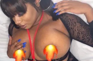 😍 YOUR FAVORITE BACK IN TOWN BY POPULAR DEMAND✈🥰 BIG BOOBS, SHORT & THICK 💦 🥀 - Image 3
