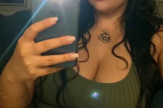 Sexy Busty Latina looking to please you 🥰😍🔥 - Image 5