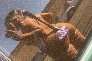 (2 Girls) A MINI PETITE & YUMM... - Image 3