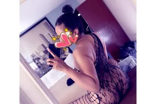 Yelli. THE DREAM 🫦👅💦 - Image 5