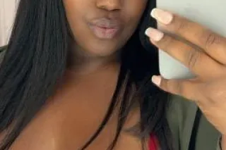 (iphone users only) AMERICAN GODDESS 🇺🇸$200-700 car meets or ur place. 25yrs old n UNDER pls - Image 3