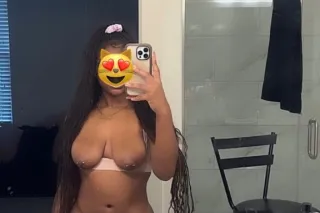 🧘🏽♀May I Massage Ur Body With A Happy Ending Come See Me U Wont Regret It 🧘🏽♀ SPECIALS SPECIALS SPECIALS 🕰 - Image 1