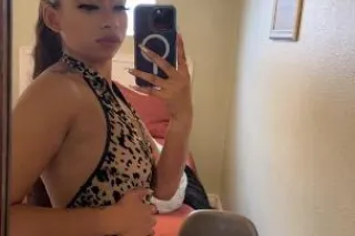 available for ic and ft. shows snapchat oc w deposits - Image 1