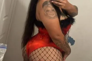 IM BACK BABES !!! CUM SEE ME A... - Image 4